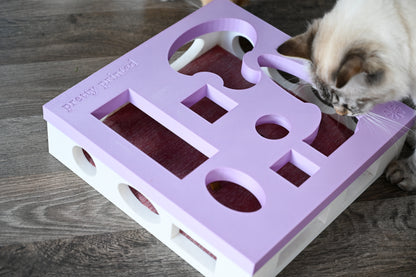 INTERACTIVE CAT SCRATCHERS